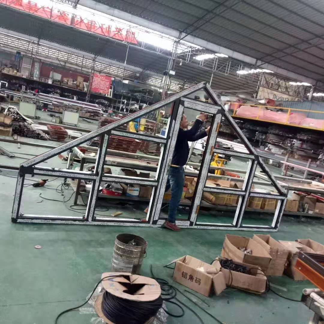 異形窗