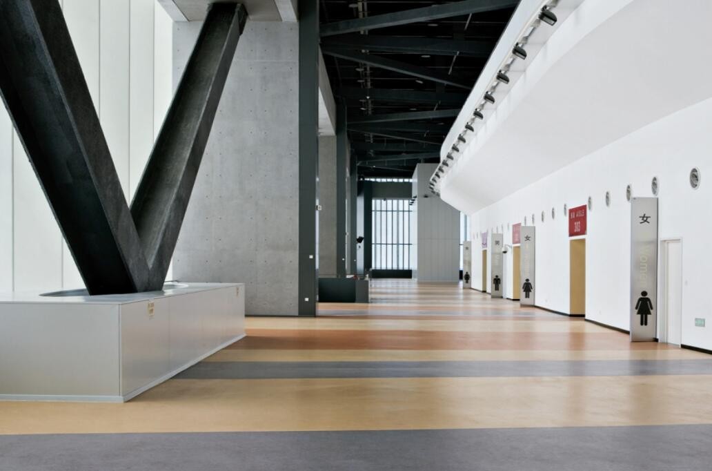 胶州南宁PVC地板，柳州PVC塑胶地板，桂林PVC地板胶
