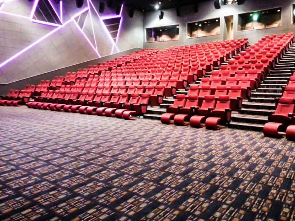 荣成南宁电影院地板，柳州电影院PVC地板胶，桂林电影院同质透心地板，北海电影院橡胶地板