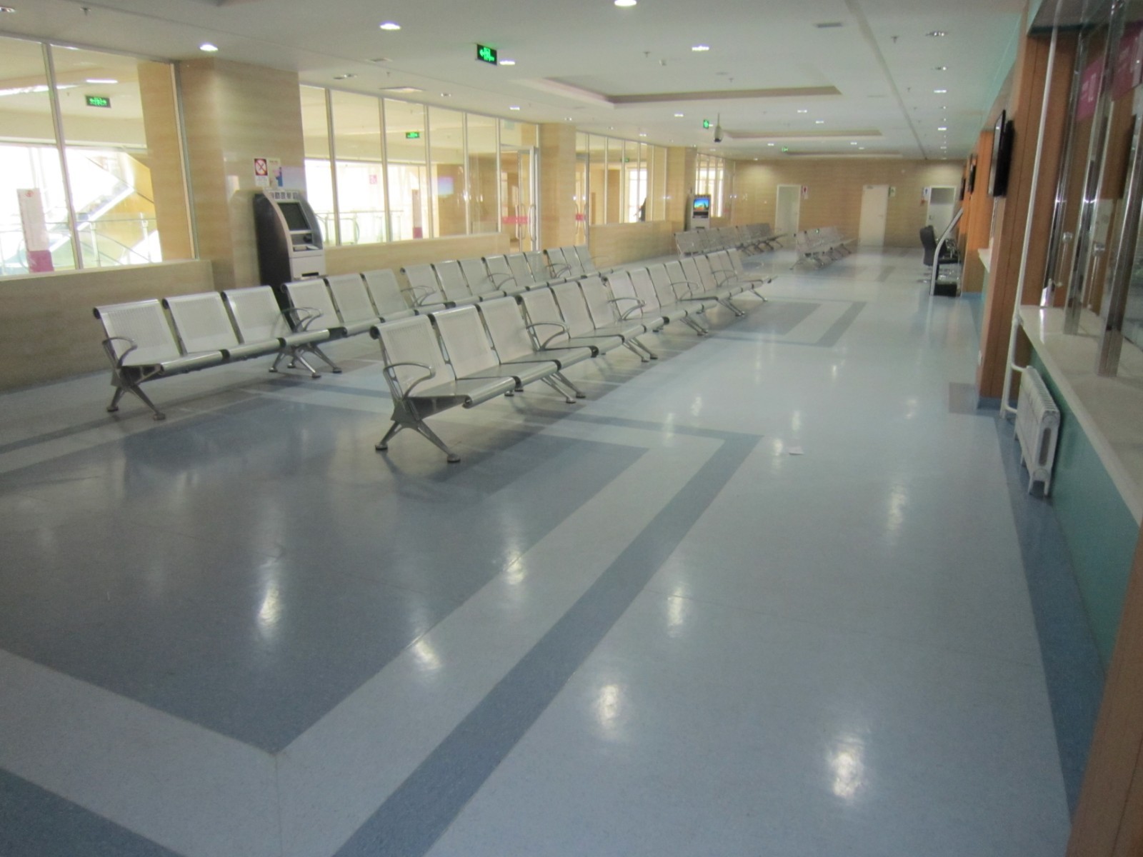 武夷山幼儿园PVC地板医院橡胶地板学校塑胶地板