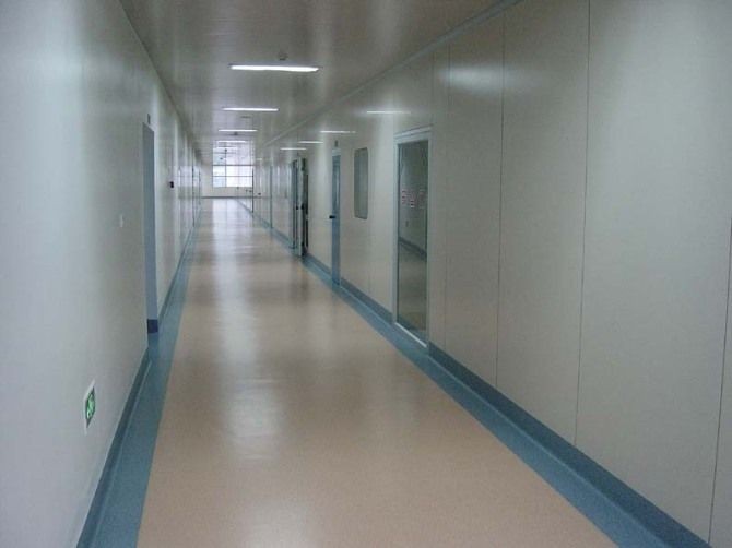 医院PVC同质透心地板工程