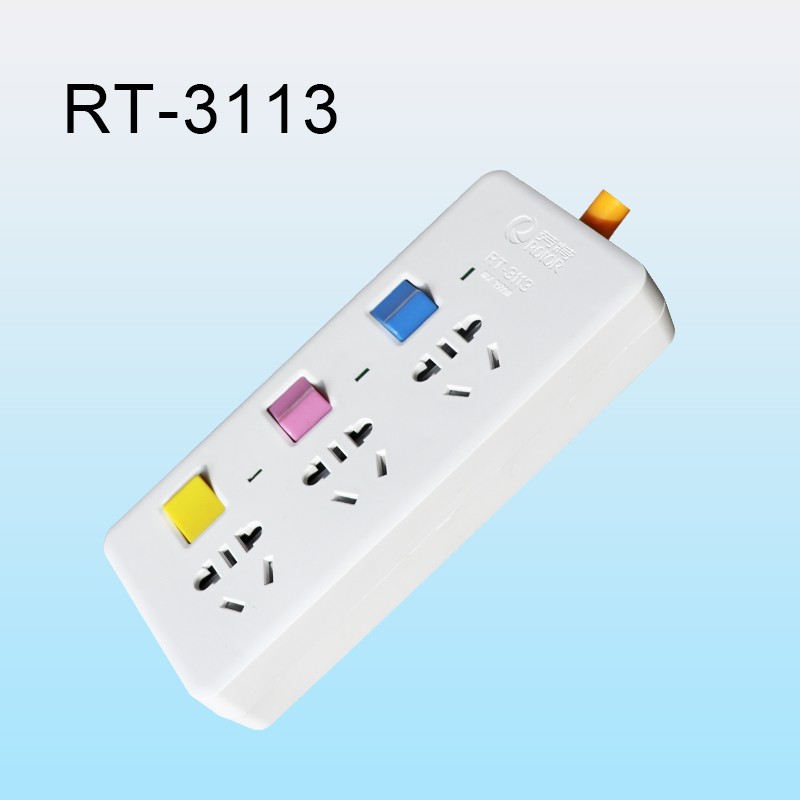 劳特1.8M延长线插座RT-3113