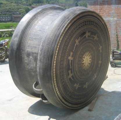 遵化大广西铜鼓直径1.8米
