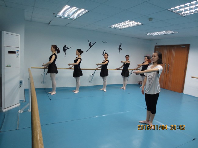 南宁舞蹈培训成人班