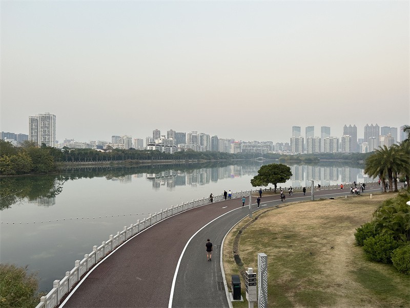 廣西公園道路標(biāo)線，南湖跑道劃線，熱熔標(biāo)線