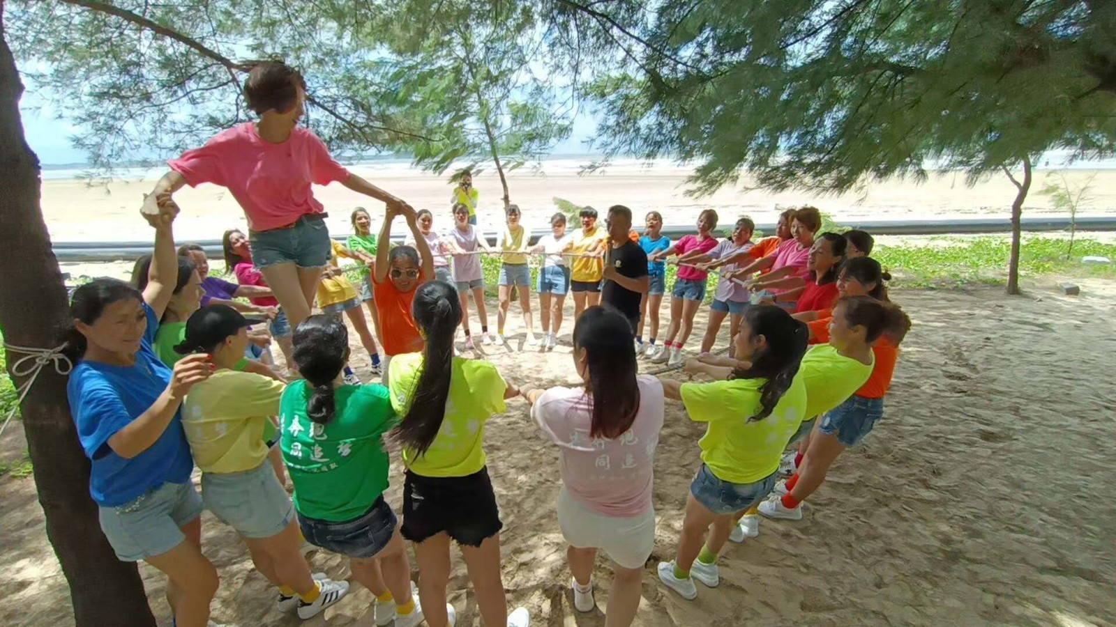 7月6號(hào)，一次只有女人的團(tuán)建活動(dòng)，敢想，敢拼，有追求的女人最美麗，祝福優(yōu)悅團(tuán)隊(duì)事業(yè)更上一層樓，收獲滿滿！