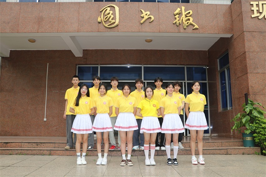 12人图书馆