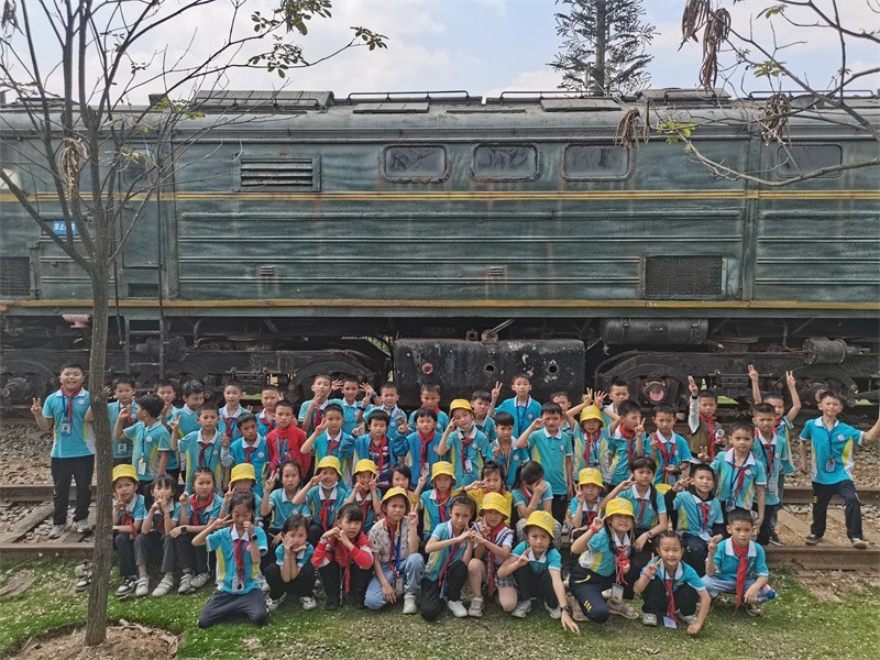 学校成立十周年校庆