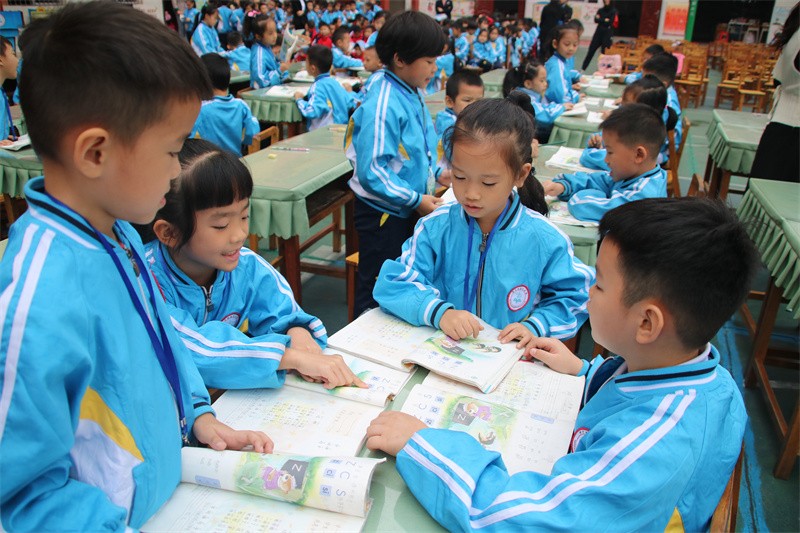 学校成立十周年校庆