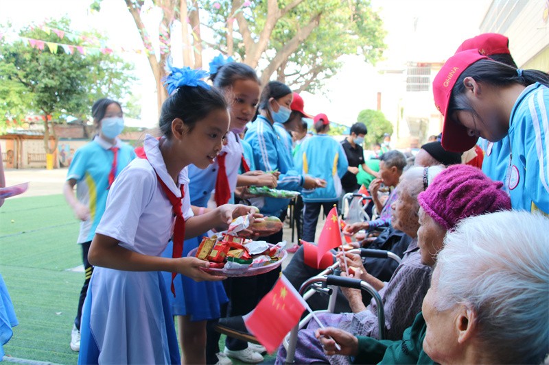 学校成立十周年校庆