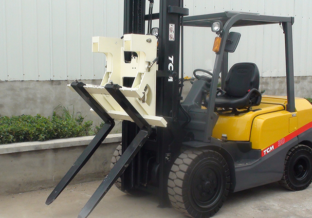 倾翻叉架-叉车的好帮手